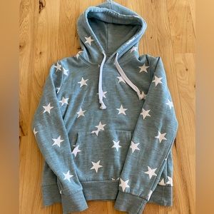 Reflex size small in women’s, x large in kids hoodie.